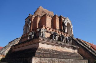 Wat-Chedi-Luang-in-Chiang-Mai-1