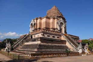 Wat-Chedi-Luang-in-Chiang-Mai-3