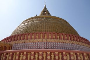 mandalay-ausflug-sagaing-Sitagu-International-Buddhist-Academy-1