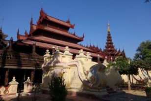 mandalay-sehenswürdigkeiten-Shwenandaw-Kyaung-Kloster-1