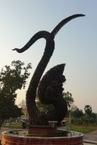 Battambang-Schlangenstatue