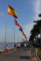 Phnom-Penh-Sisowath-Quay-2