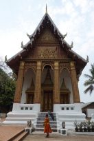 Luang-Prabang-Phousi-Hill-Wat-Siphouttabath