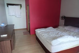 Perhentian-Islands-Malaysia-Perhentian-Besar-Hotel-Suhaila-Palace-3