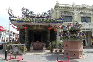 Georgetown-Penang-Malaysia-Altstadt-Choo-Chay-Keong-Tempel