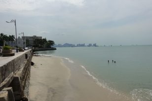 Georgetown-Penang-Malaysia-Fort-Cornwallis-Strand