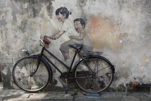 Georgetown-Penang-Malaysia-Street-Art-5
