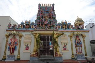 Georgetown-Penang-Malaysia-street-of-harmony-indischer-Tempel-1