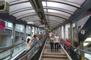 Hongkong-Sehenswürdigkeiten-Hongkong-Island-längste-Rolltreppe-der-Welt-1