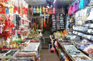 Hongkong-Sehenswürdigkeiten-Kowloon-Temple-Street-Nightmarket-1