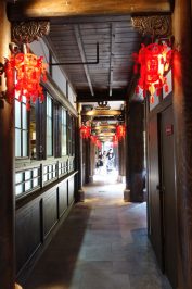 Chengdu-Old-Dragon-Street-Häuser-innen-1